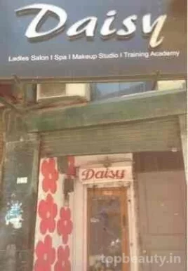 Daisy Beauty Parlour & Training Centre, Delhi - Photo 2
