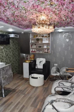 Umrao Makeup and Beauty Luxury Ladies Salon and Fashion Studio, Delhi - Photo 5