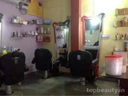 Make Over salon, Delhi - Photo 2