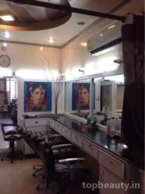 Aman Beauty Parlour, Delhi - Photo 1