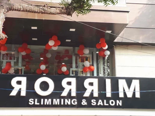 Mirror Unisex Slimming and Salon, Delhi - Photo 1