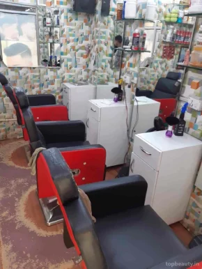 Aman Hair cutting salon, Delhi - Photo 1
