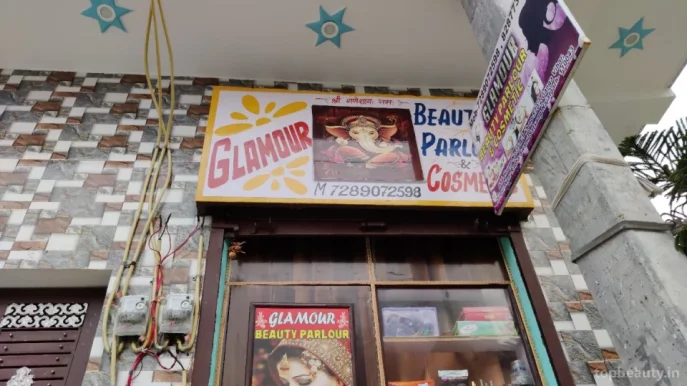 Glamour beauty parlour and cosmetic, Delhi - Photo 2