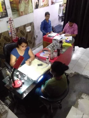 Sunita Beauty Salon Khirki Extension,malviya Nagar, Delhi - Photo 2