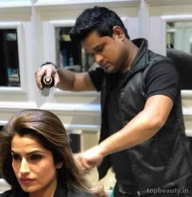 Hair Masters Luxury Salon, Delhi - Photo 3