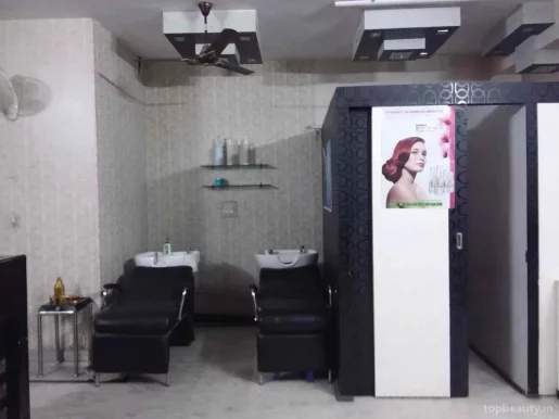 Best Hair Dresser | hair treatment | Salon Near Me, Delhi - Photo 3