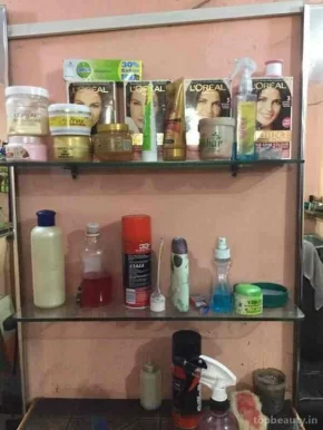 Max Man Hair Cutting Salon, Delhi - Photo 1