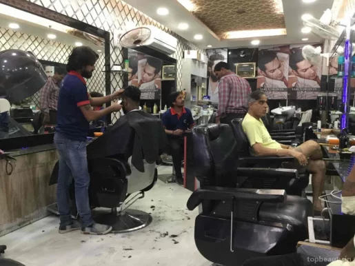 Crew Cut Salon, Delhi - Photo 6