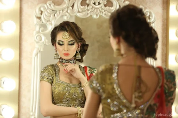 Kanikka Tandon Studdio Best makeup academy in west delhi & Makeup artist in delhi, Delhi - Photo 2