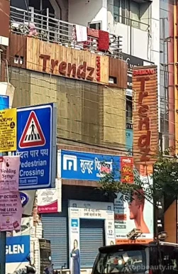 Trendz Unisex Salon, Delhi - Photo 1