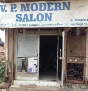 V.p. Modern Salon, Delhi - Photo 2