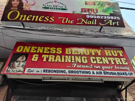 Oneness Salon & Academy, Delhi - Photo 6