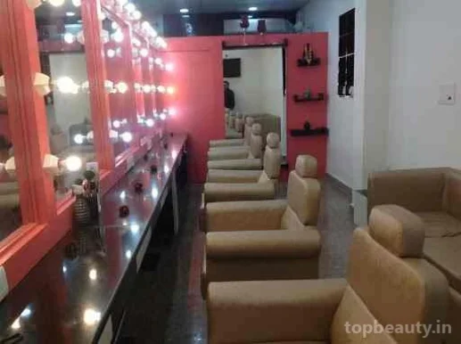 Looks exotica luxury unisex salon, Delhi - Photo 8