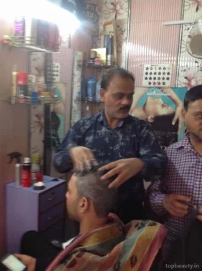 Mr. Hair Cut Saloon, Delhi - Photo 5