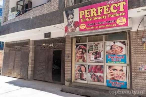 Perfect Herbal Beauty Parlour, Delhi - Photo 5