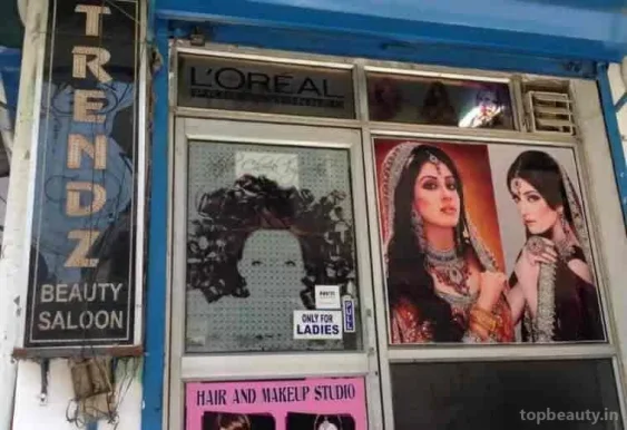Trendz Hair & Beauty Salon, Delhi - Photo 2