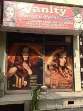 Bunty Beauty Point, Delhi - Photo 1