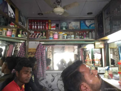 Handsome Hairdresser, Delhi - Photo 4