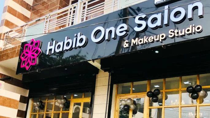 Habib One Salon and Makeup Studio, Delhi - Photo 2