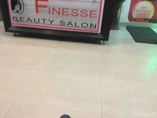 Finesse Beauty Salon, Delhi - Photo 6