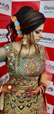 Beauty hub salon, Delhi - Photo 1