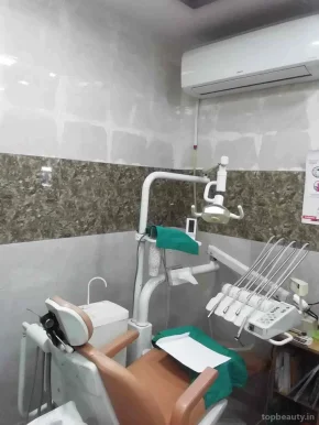 Dr Mittal's Smirk Dental Clinic & Implant Centre, Delhi - Photo 1