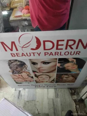 Modern Beauty Salon ( Ladies ) and Cosmetics Gallery, Delhi - Photo 3