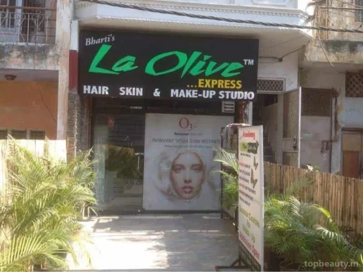 La Olive Express Salon, Delhi - Photo 6