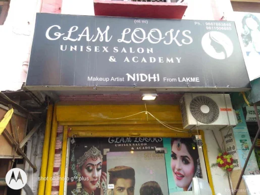 Glam looks (unisex salon), Delhi - Photo 3