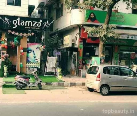 Glamza Beauty and Style Café, Delhi - Photo 3
