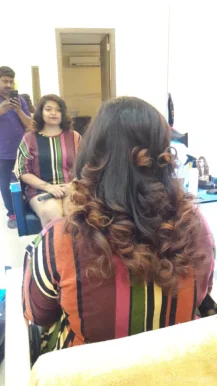 New Hair Studio, Delhi - Photo 3