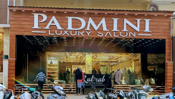 Padmini Luxury Salon, Paschim Vihar, Delhi - Photo 2
