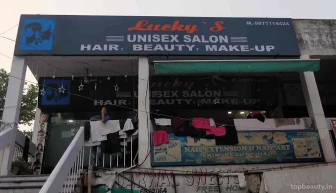 Lucky's Unisex Salon, Delhi - Photo 2