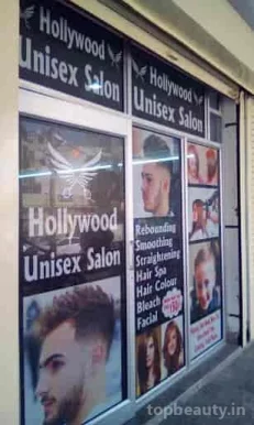 Hollywood Unisex Salon, Delhi - Photo 2