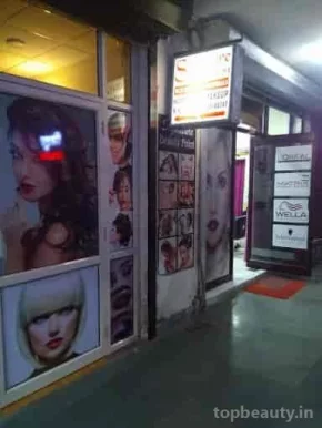 Signature beauty point Salon, Delhi - Photo 2