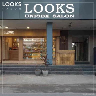 Looks Salon, Delhi - Photo 7