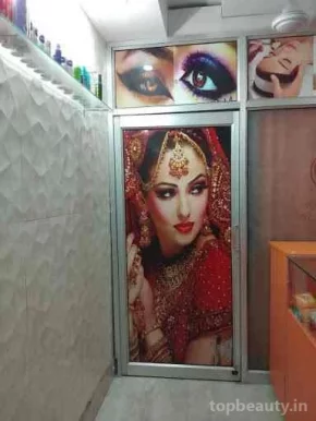 Divine Beauty Salon, Delhi - Photo 2