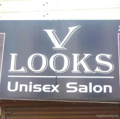 V Looks Saloon, Delhi - Photo 3