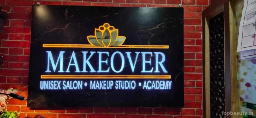 Makeover Unisex Salon & Academy, Delhi - Photo 7