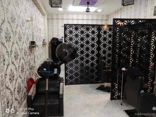 Royal Touch Beauty salon & cosmo clinic, Delhi - Photo 6