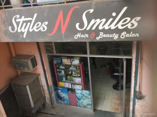 Styles N Smiles, Delhi - Photo 1