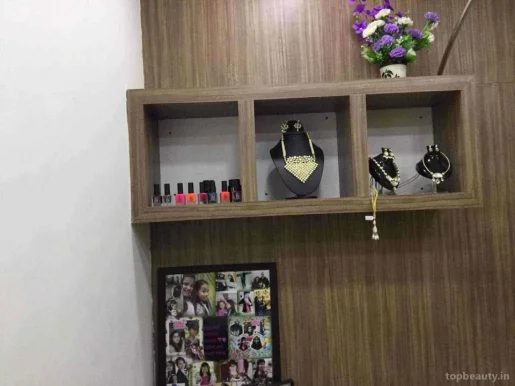 Shamiya beauty parlour and Boutique, Delhi - Photo 4