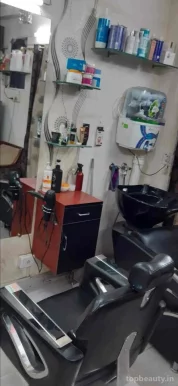 F1 Hair Salon, Delhi - Photo 2