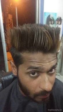 Aslam Hair Cut, Delhi - Photo 2