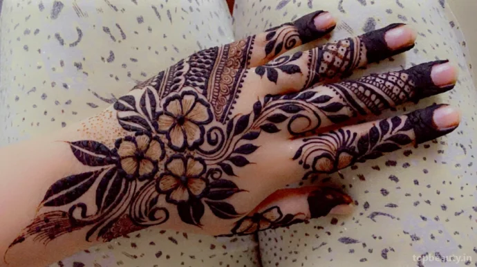 Henna art by Gurusha Chauhan, Delhi - Photo 2
