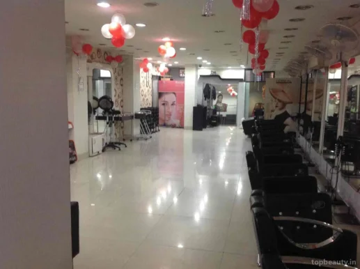 Levish (Unisex) Salon and Makeover Studio, Delhi - Photo 2