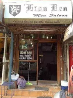 Lions Den Saloon, Delhi - 
