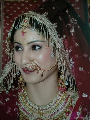 Vatika Beauty Parlour, Delhi - Photo 1