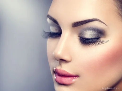 Renu Jangra - Beauty Parlour/ Bridal Make Up/ Theme Make up/Eye Make up/ Nail Art/ Facial/Bleach, Delhi - Photo 4