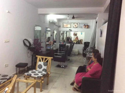 She Beauty Salon, Delhi - Photo 4